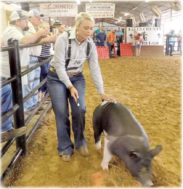 Liz Kennedy | The Rosebud News            Brooklyn Wilde took Grand Champion in the Market Swine division.
